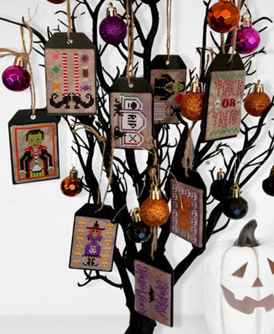 Halloween Tiny Tags