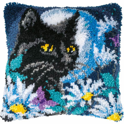 Cat In The Night - Latch Hook Pillow Kit