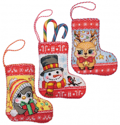 Christmas Stockings - set of 3 Kit