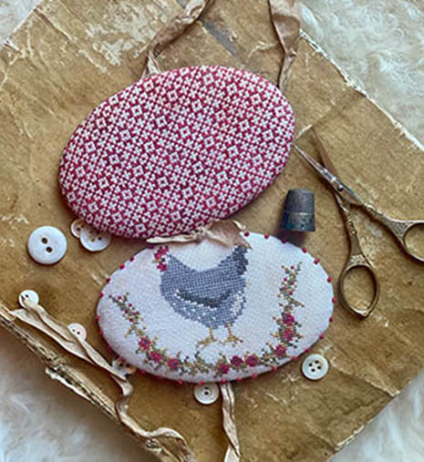 Little French Hen Needle Book